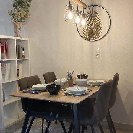 Zentrale, Moderne Wohnung In Graz Bagian luar foto